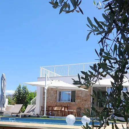 60 Villa *